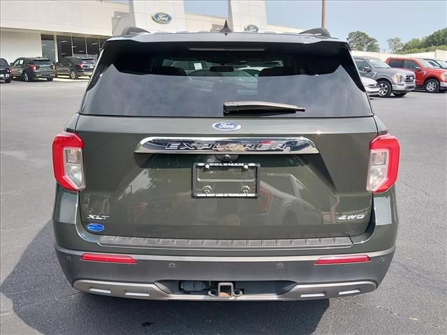 Certified 2023 Ford Explorer XLT w/ Equipment Group 202A AWD/4WD image 5