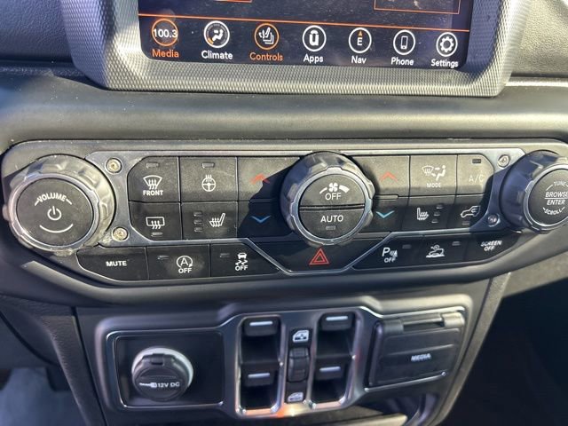 Used 2021 Jeep Gladiator Overland w/ Popular Equipment Package AWD/4WD image 25