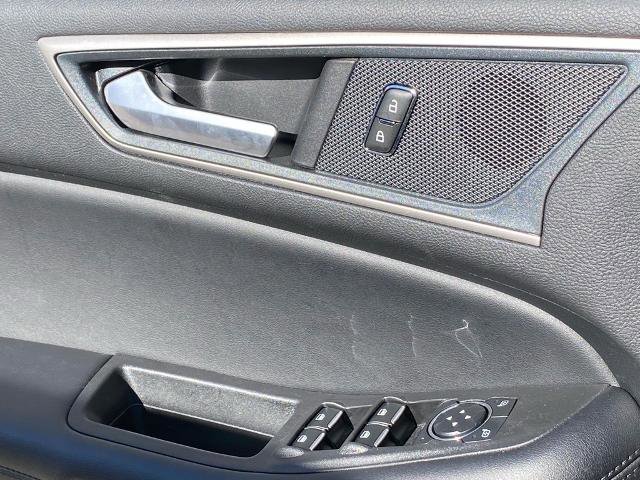 Certified 2024 Ford Edge SEL image 16