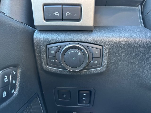 Certified 2022 Ford F250 Lariat w/ Tremor Off-Road Package AWD/4WD image 17