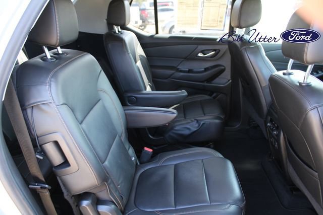 Used 2021 Chevrolet Traverse Premier w/ Redline Edition image 13