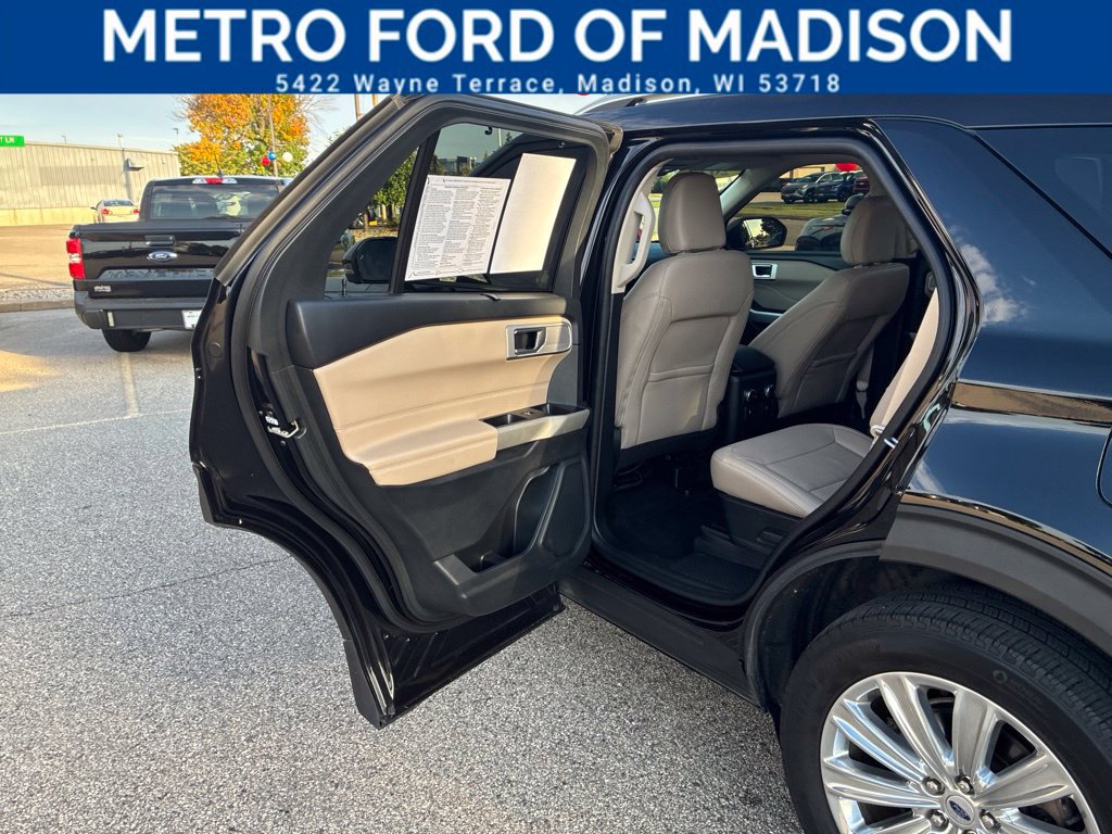 Certified 2022 Ford Explorer Limited w/ Hybrid Equipment Group 310A AWD/4WD image 36