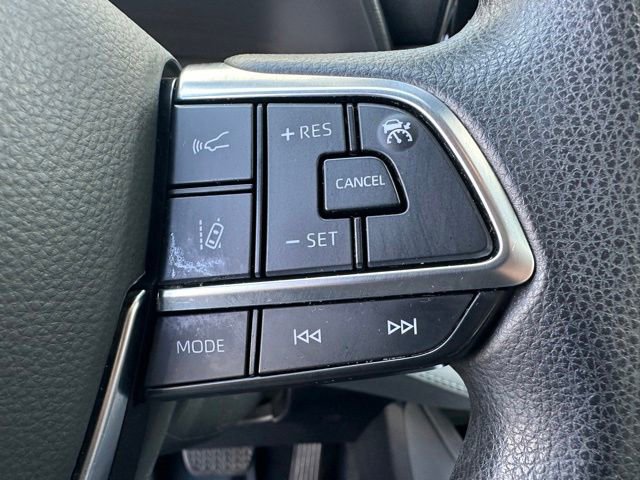 Used 2020 Toyota Highlander L FWD image 22