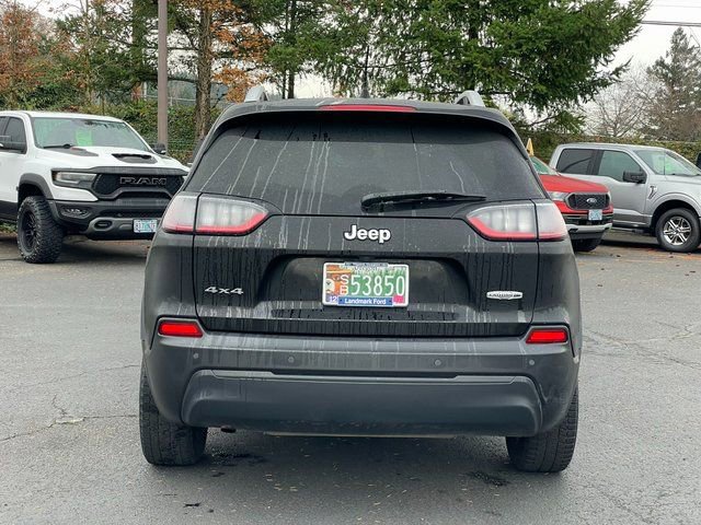 Used 2020 Jeep Cherokee Latitude Plus image 4