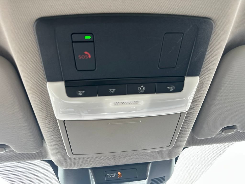 Used 2023 Nissan Rogue SV AWD/4WD image 45