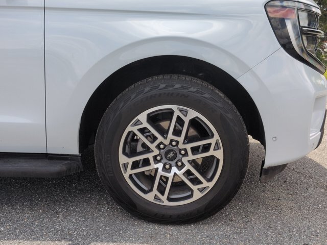 Certified 2025 Ford Expedition Max Active AWD/4WD image 11