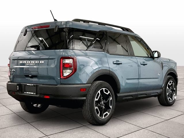 Certified 2023 Ford Bronco Sport Outer Banks w/ Tech Package AWD/4WD image 11