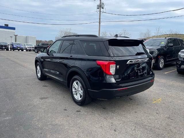 Certified 2022 Ford Explorer XLT AWD/4WD image 3