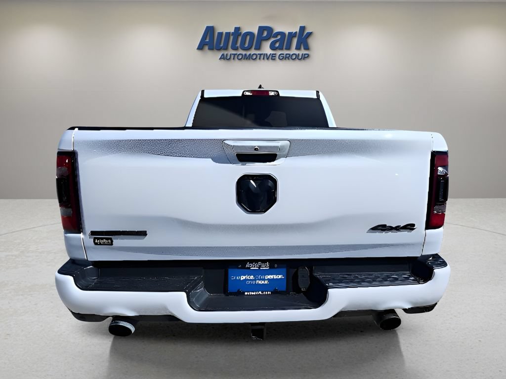 Used 2022 RAM 1500 Big Horn w/ Night Edition AWD/4WD image 7