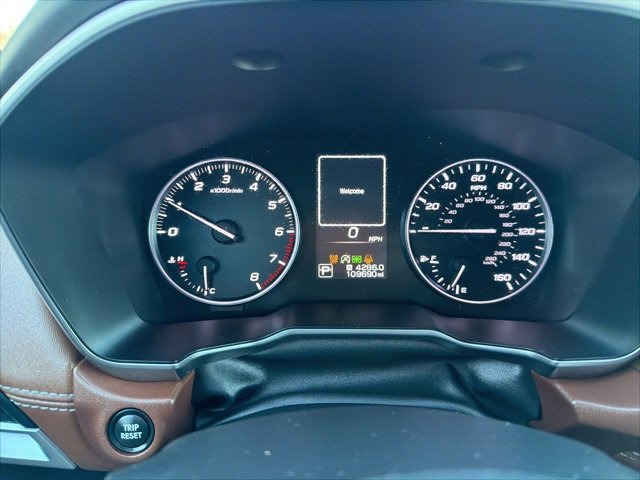 Used 2020 Subaru Outback Touring w/ Popular Package #2 image 13