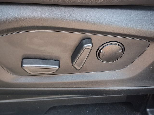 Certified 2023 Ford Explorer XLT w/ Equipment Group 202A AWD/4WD image 28