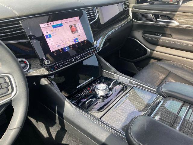 Used 2022 Jeep Wagoneer Series III w/ Premium Group I image 24