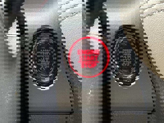 Used 2025 Honda HR-V EX-L image 31