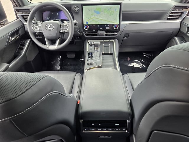 Used 2024 Lexus GX 550 w/ Accessory Package (2T) AWD/4WD image 15