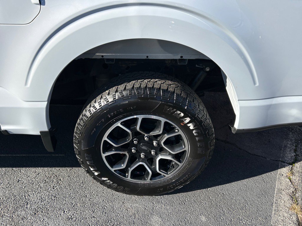 Certified 2022 Ford F150 XLT w/ Equipment Group 302A High image 31