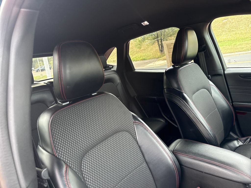 Certified 2024 Ford Escape ST-Line AWD/4WD image 33