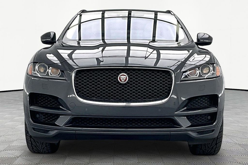 Used 2020 Jaguar F-PACE Prestige AWD/4WD image 3