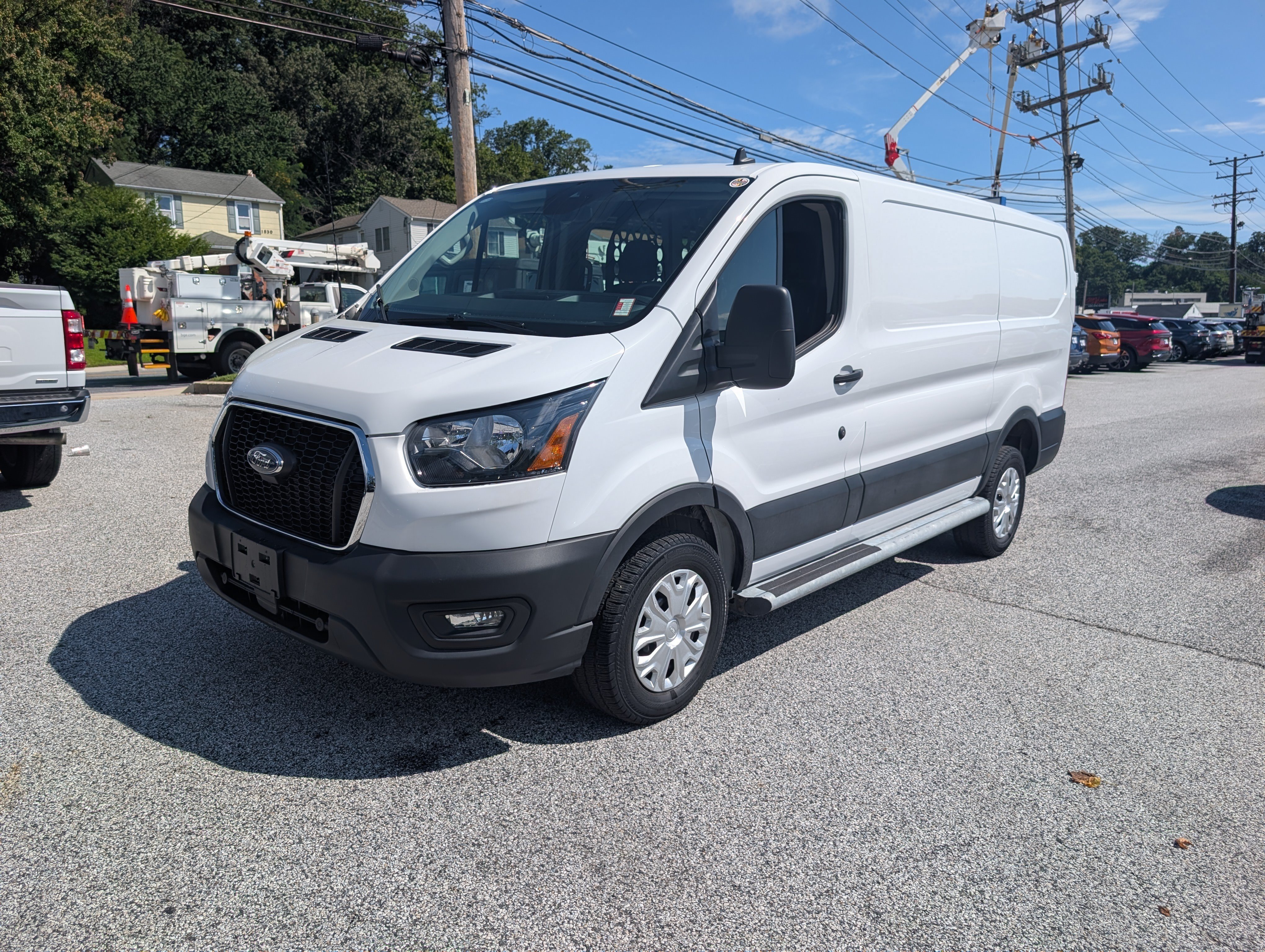 Certified 2025 Ford Transit 250 Low Roof w/ Exterior Upgrade Package RWD image 2