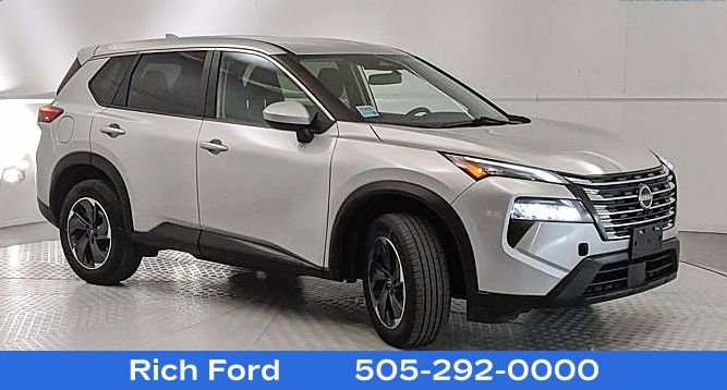 Used 2024 Nissan Rogue SV