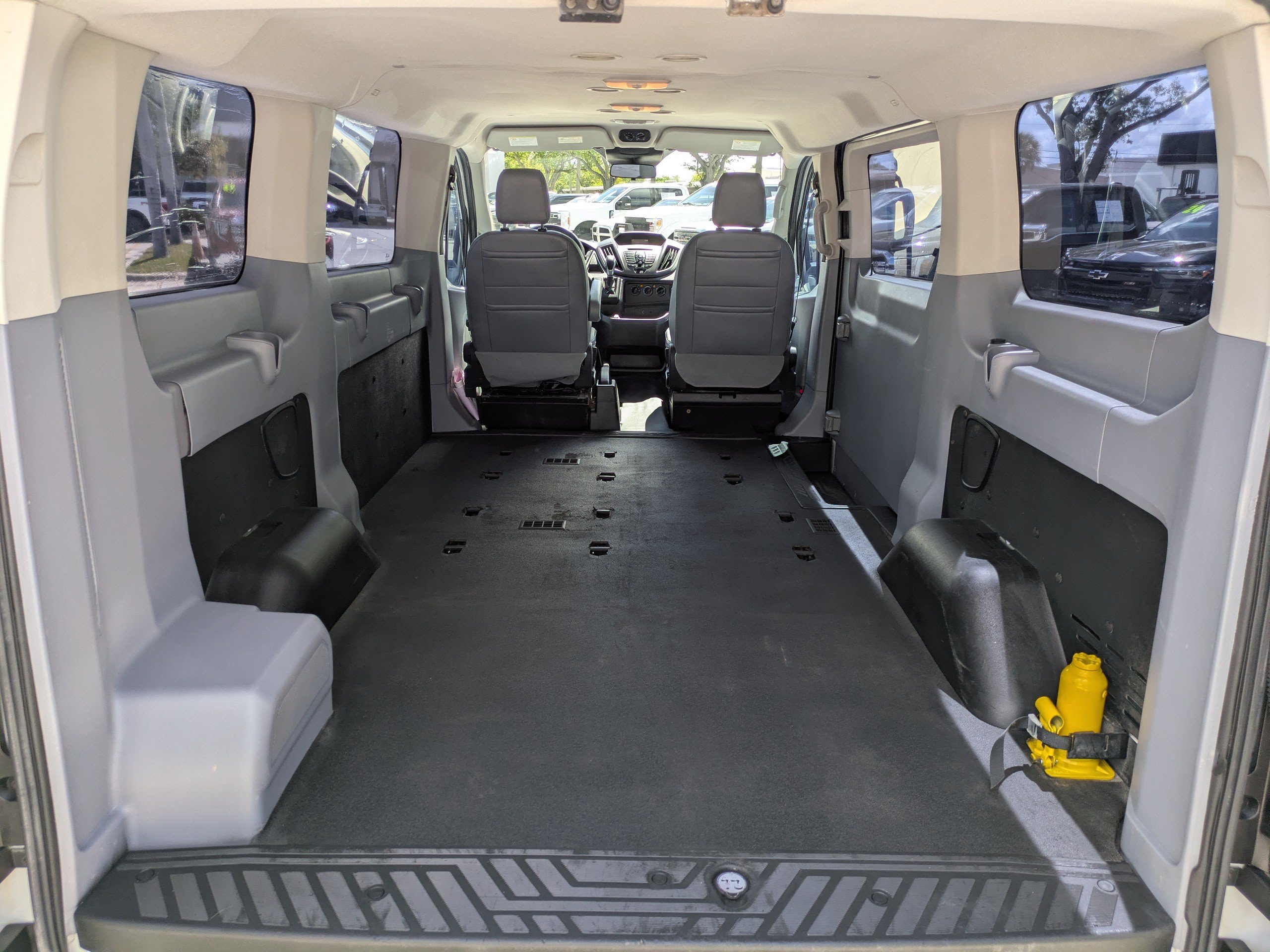 Certified 2019 Ford Transit 150 XL RWD image 12