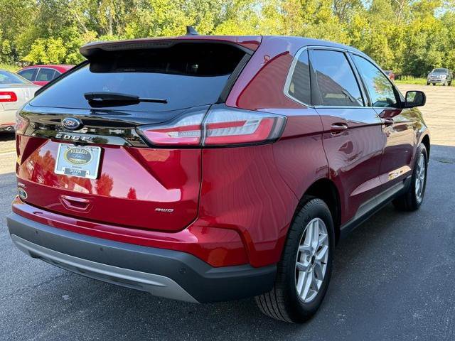 Certified 2024 Ford Edge SEL w/ Convenience Package AWD/4WD image 6