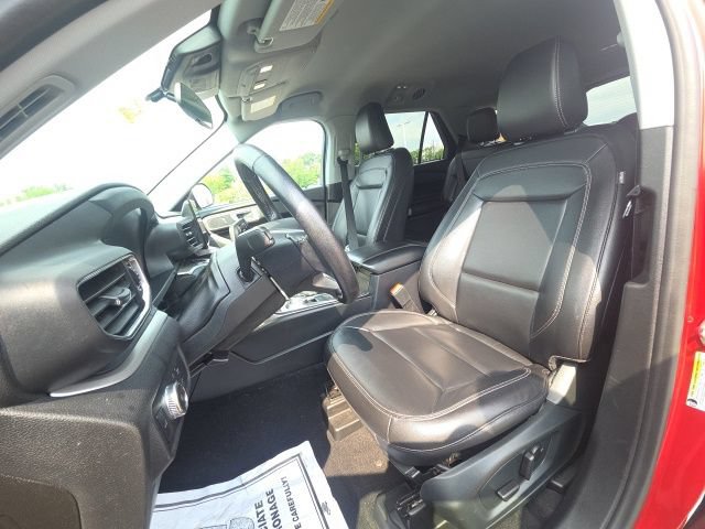 Certified 2021 Ford Explorer XLT w/ Equipment Group 202A AWD/4WD image 27