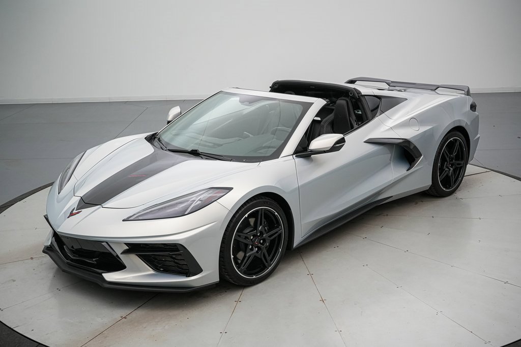 Used 2021 Chevrolet Corvette Stingray Coupe w/ 1LT image 9