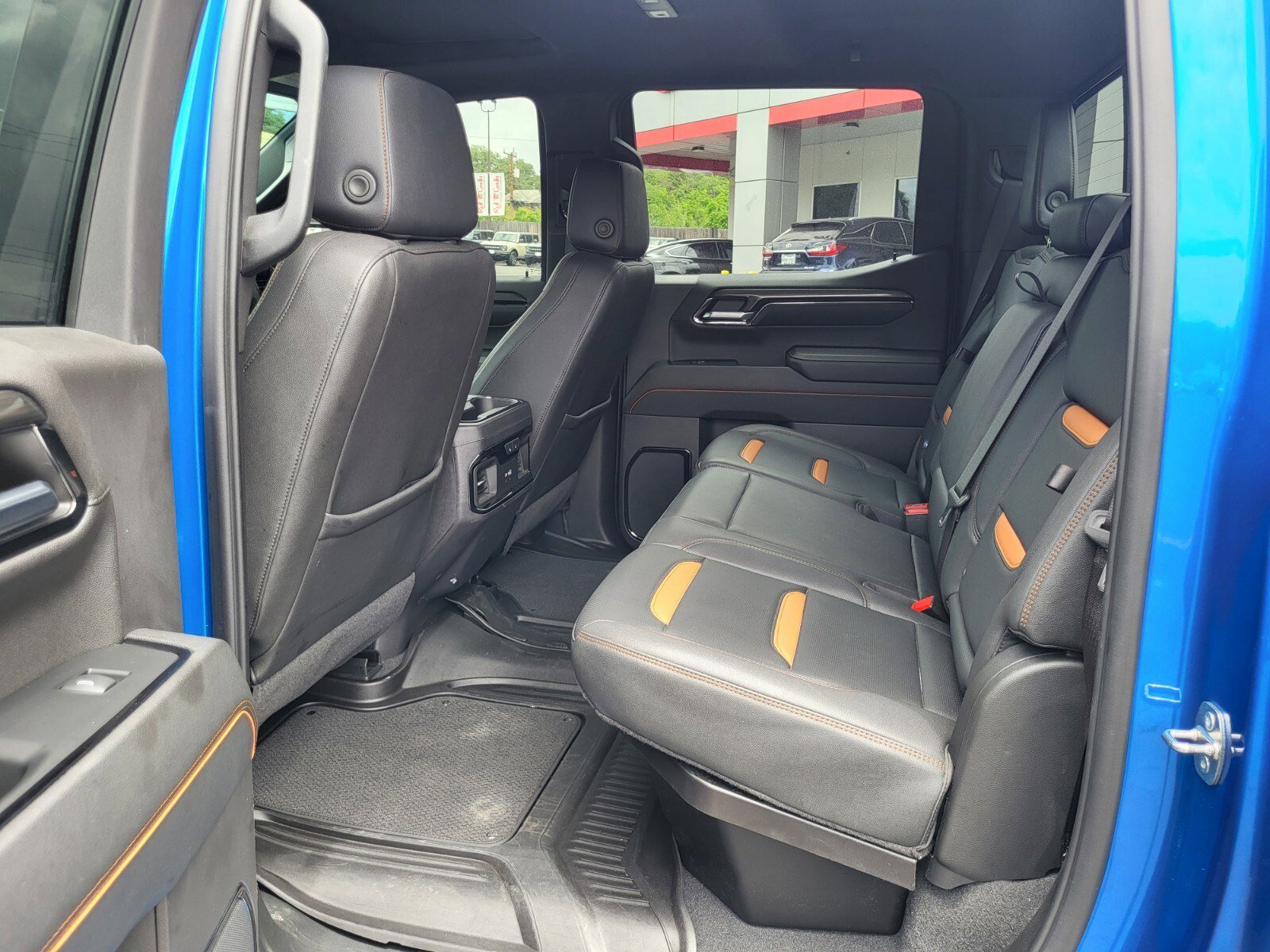 Used 2024 GMC Sierra 1500 AT4 AWD/4WD image 18