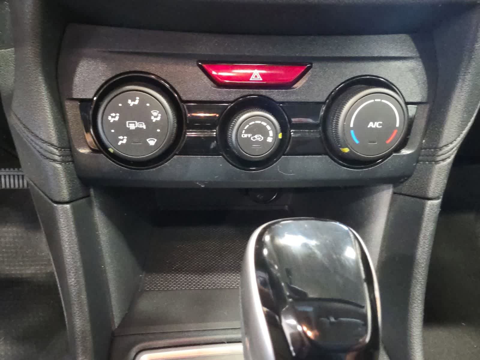 Used 2019 Subaru Crosstrek 2.0i Premium w/ Moonroof Package AWD/4WD image 24