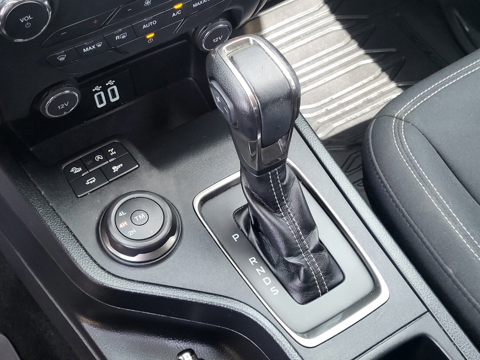 Certified 2020 Ford Ranger XLT w/ Equipment Group 301A Mid image 25