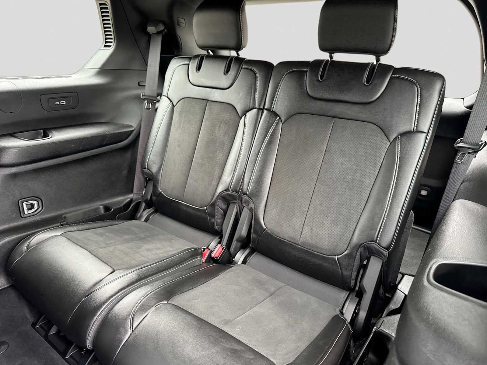 Used 2023 Jeep Grand Cherokee L Laredo AWD/4WD image 20
