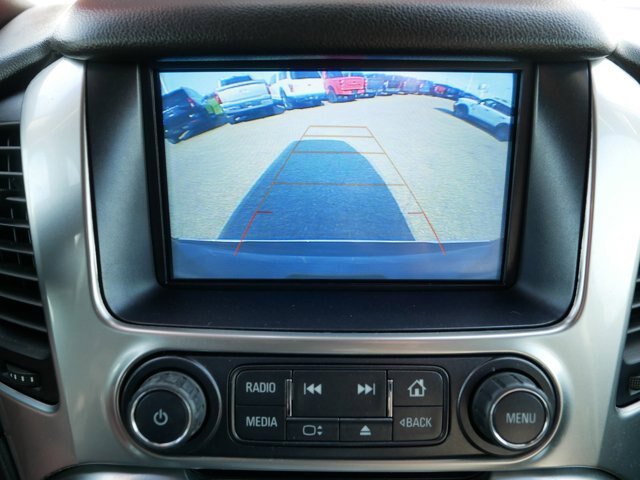 Used 2020 Chevrolet Suburban Premier AWD/4WD image 32