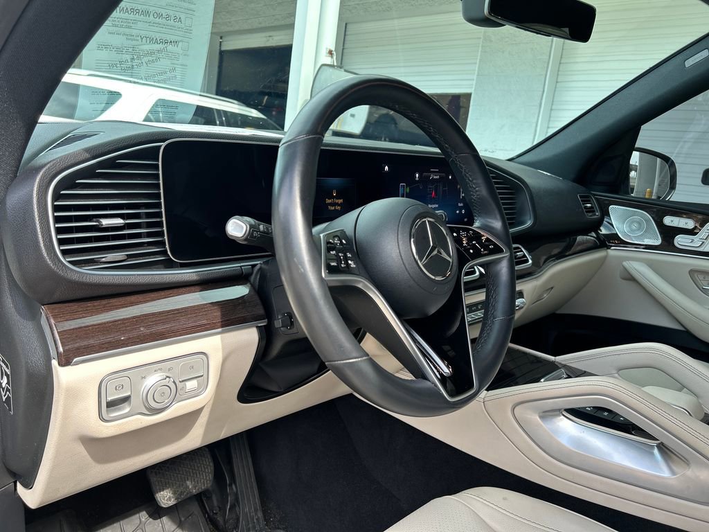 Used 2024 Mercedes-Benz GLE 350 4MATIC image 9