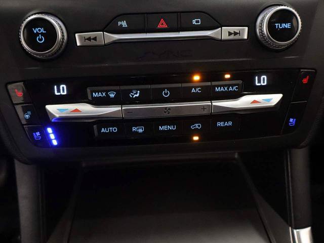 Certified 2020 Ford Explorer Limited AWD/4WD image 18