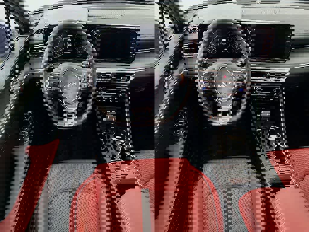 Used 2023 Kia K5 GT-Line w/ GT-Line Premium Package image 10