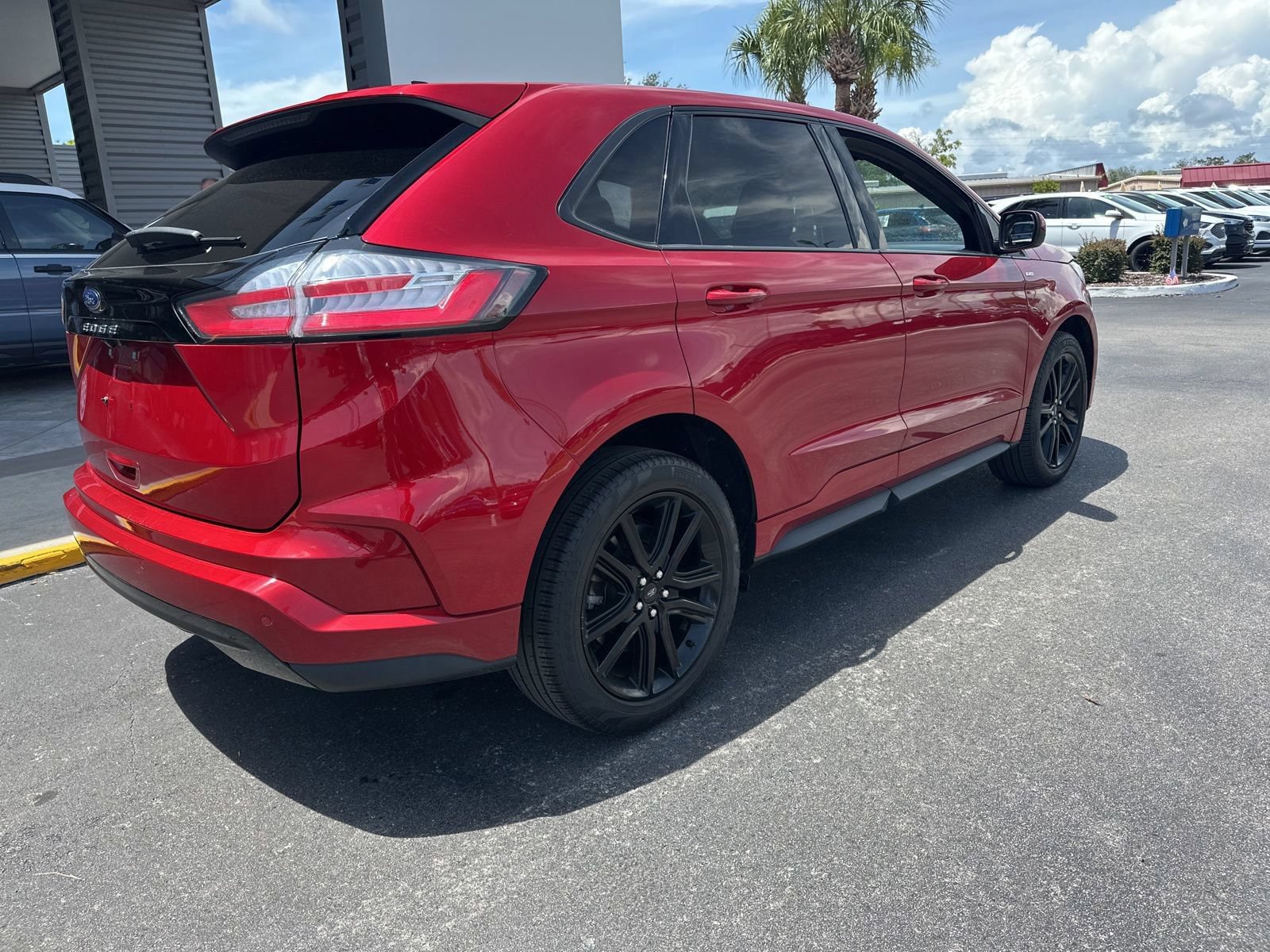 Certified 2022 Ford Edge ST-Line AWD/4WD image 4