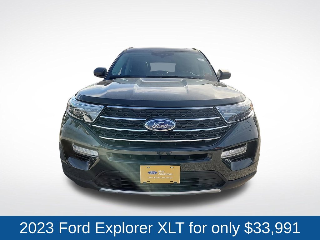 Certified 2023 Ford Explorer XLT w/ Equipment Group 202A AWD/4WD image 2