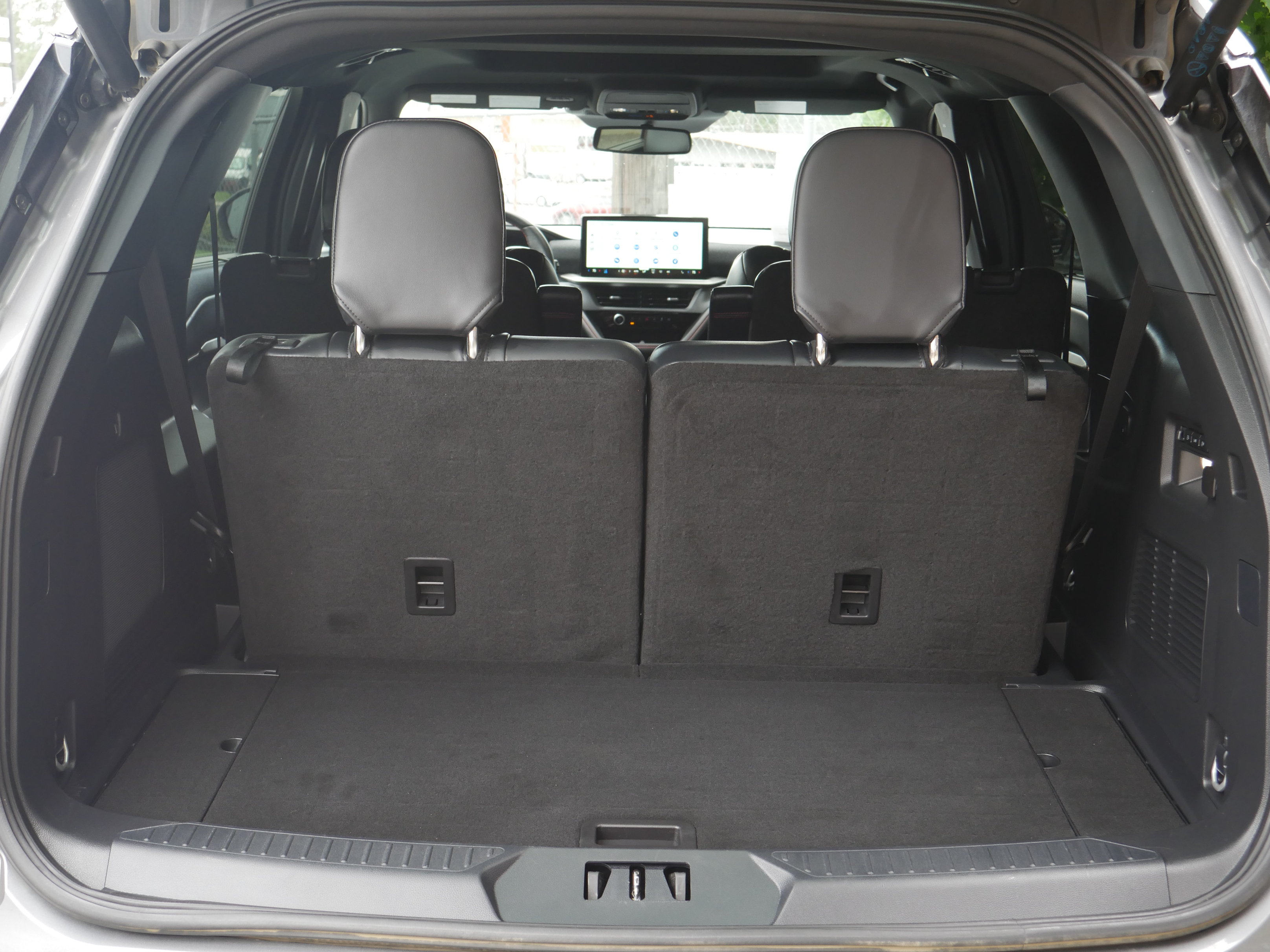 Certified 2025 Ford Explorer ST AWD/4WD image 27