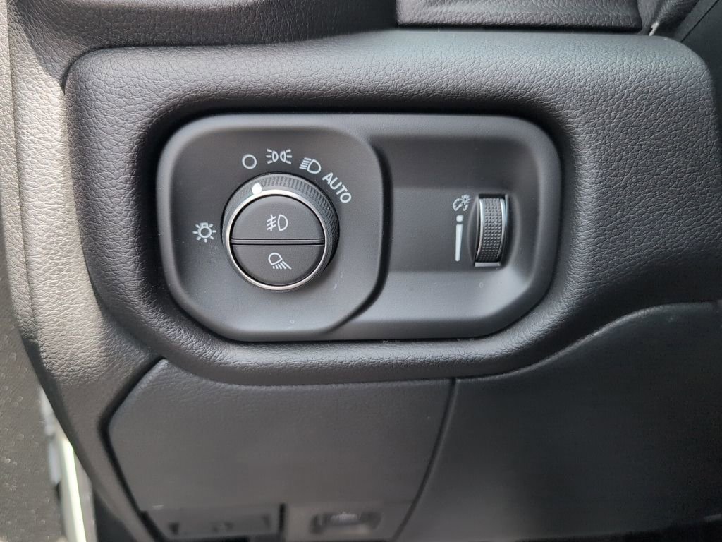 Used 2022 RAM 2500 Big Horn w/ Level C Equiment Group image 24