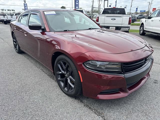 Used 2020 Dodge Charger SXT w/ Blacktop Package image 3