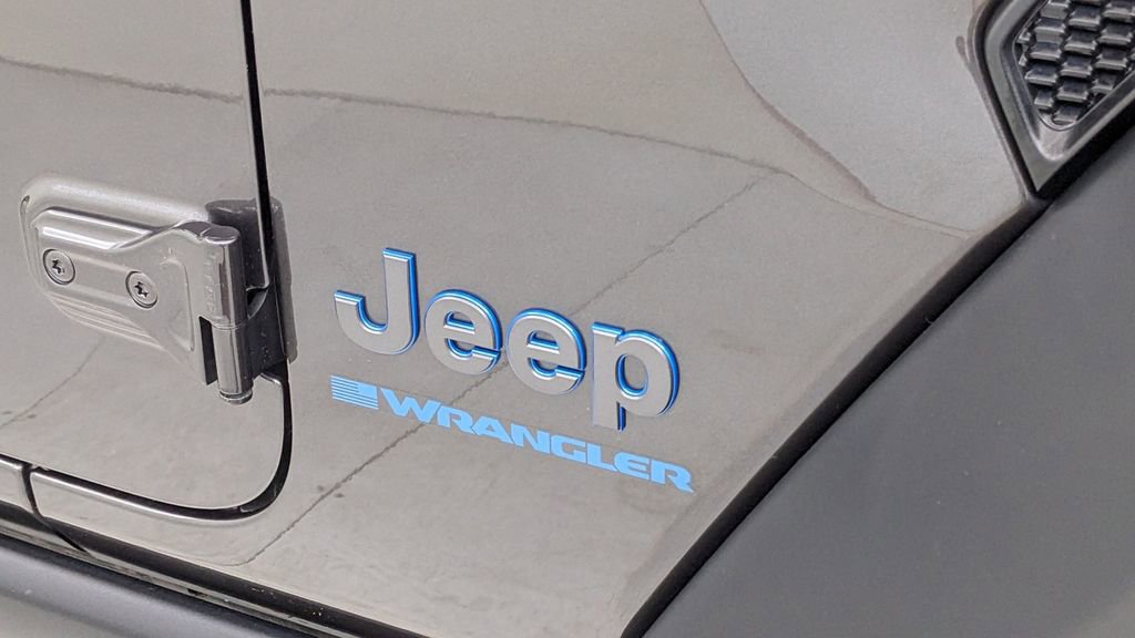 Used 2025 Jeep Wrangler Unlimited Sport S 4xe AWD/4WD image 39