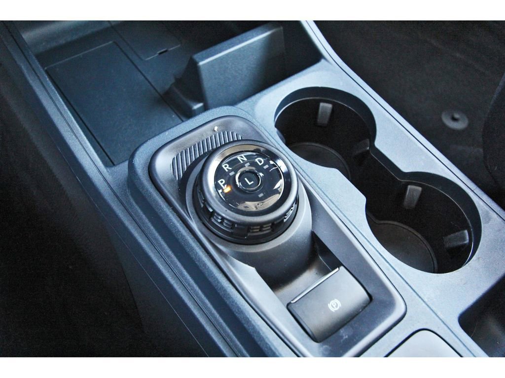 Certified 2025 Ford Maverick XL FWD image 27
