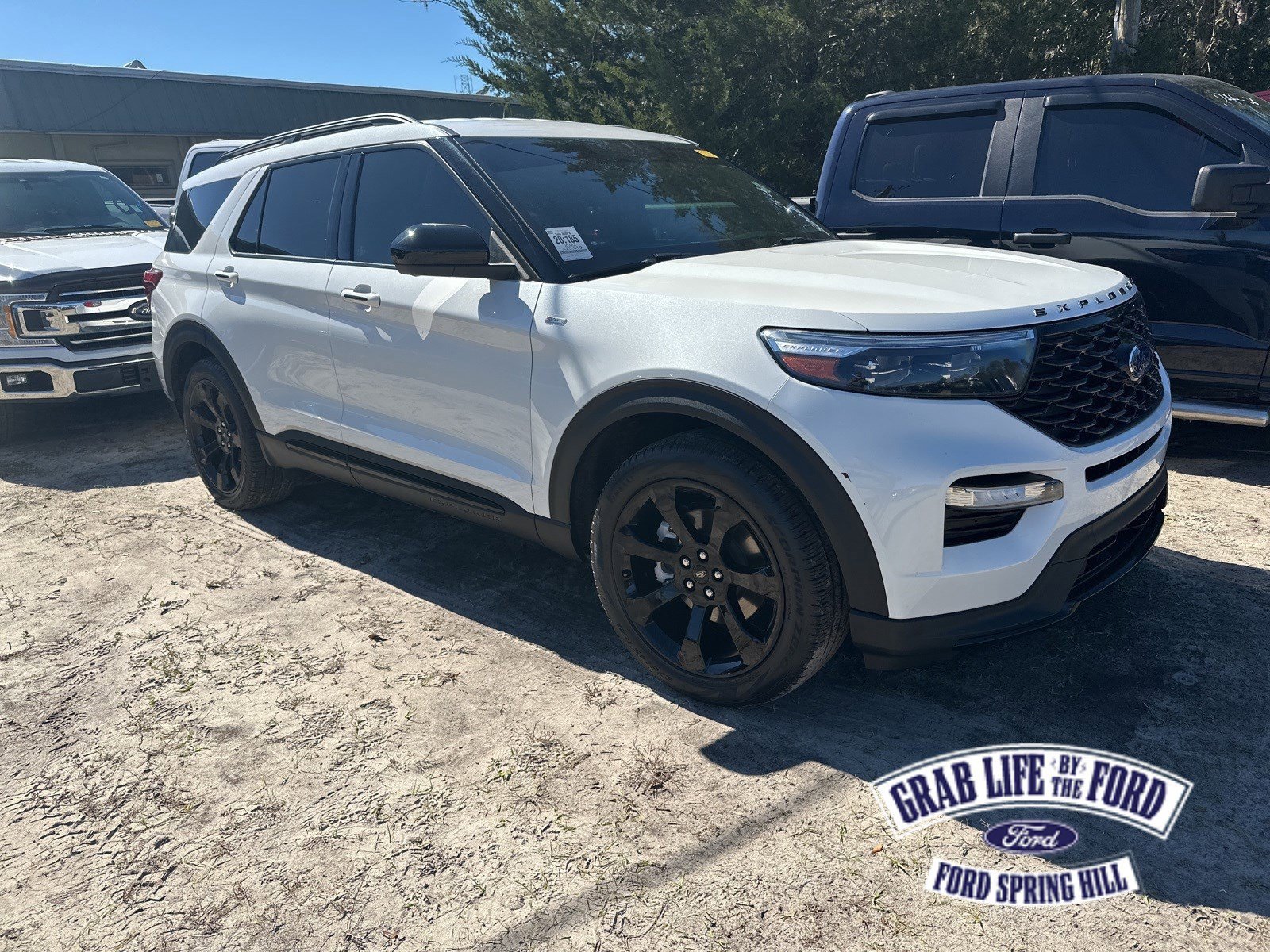 Certified 2022 Ford Explorer ST-Line w/ Class IV Trailer Tow Package image 1