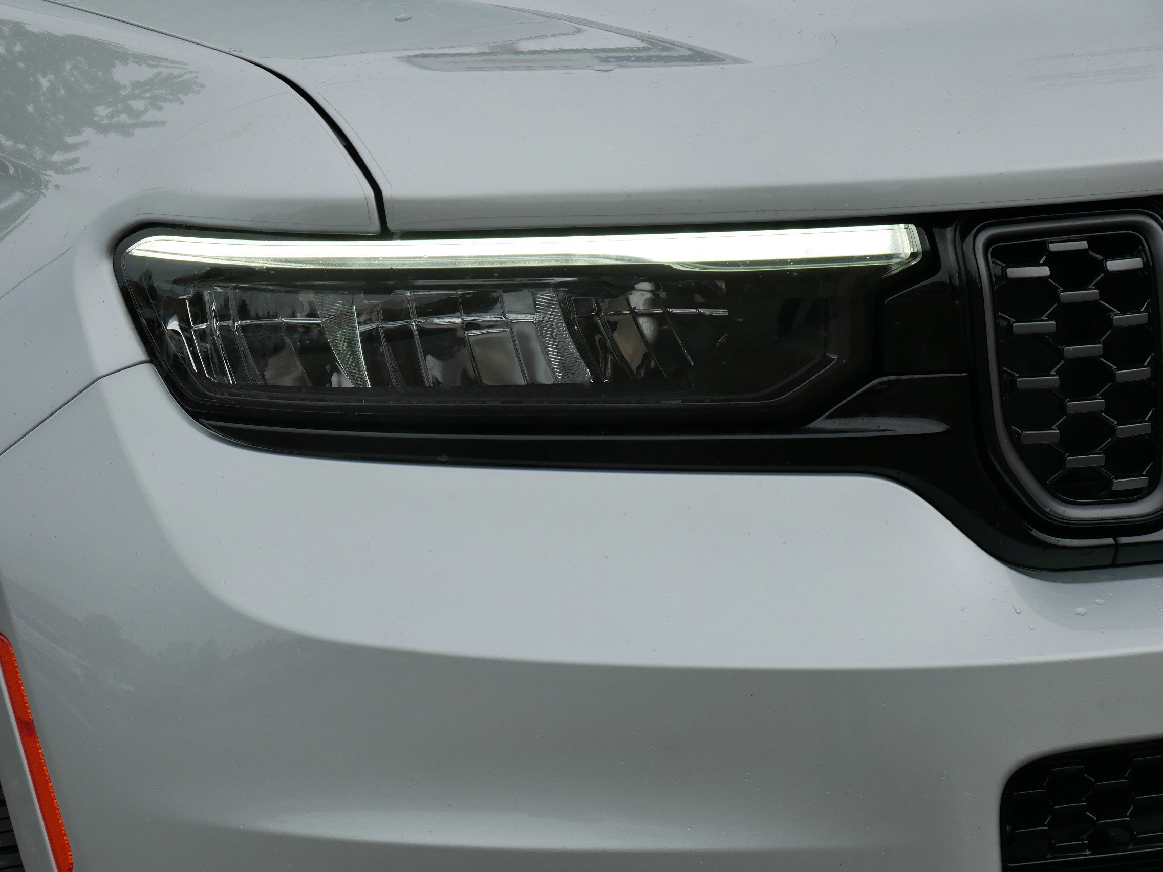 Used 2023 Jeep Grand Cherokee L Summit image 9