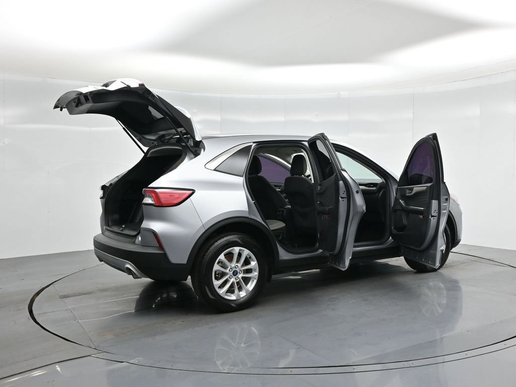 Certified 2022 Ford Escape SE image 35