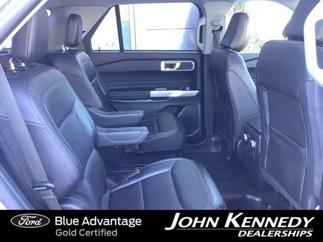 Certified 2022 Ford Explorer XLT w/ Equipment Group 202A AWD/4WD image 14