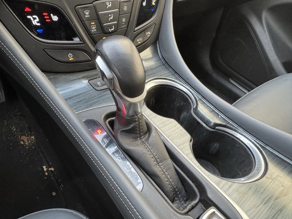 Used 2020 Buick Envision Essence image 19