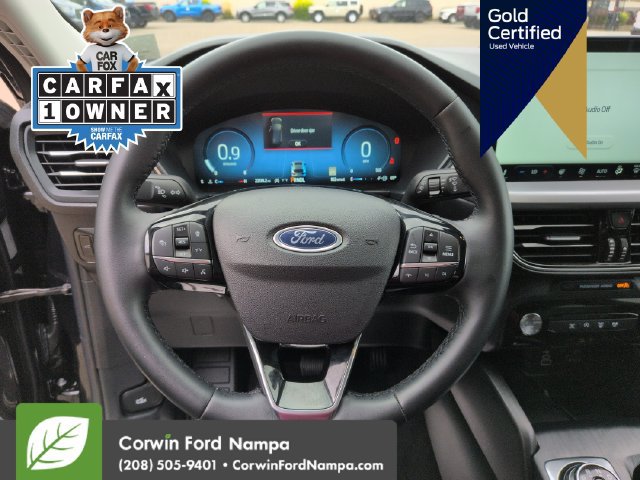 Certified 2025 Ford Escape Platinum AWD/4WD image 16