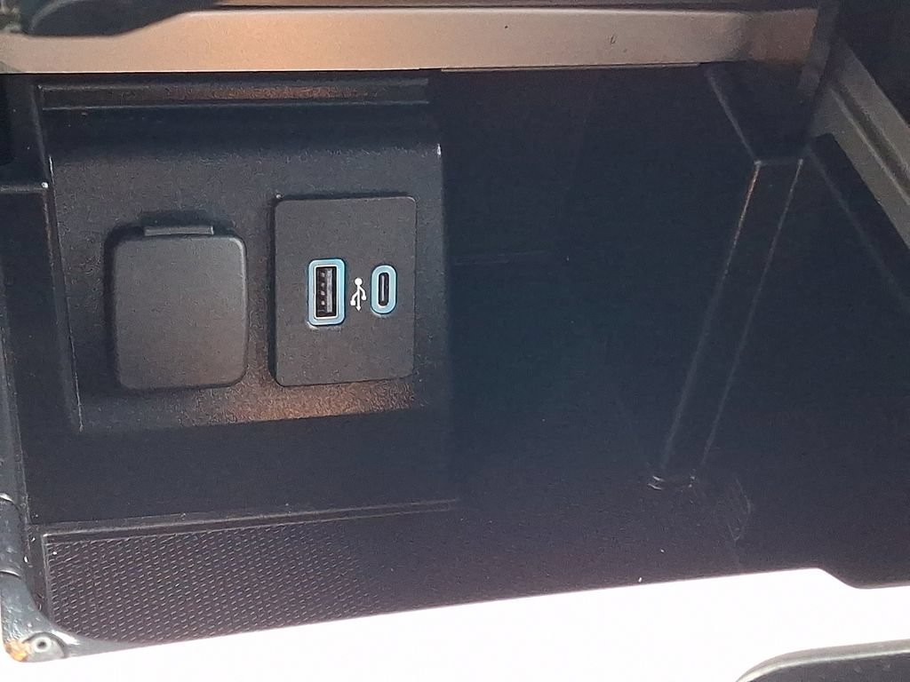 Certified 2023 Ford Explorer XLT AWD/4WD image 25