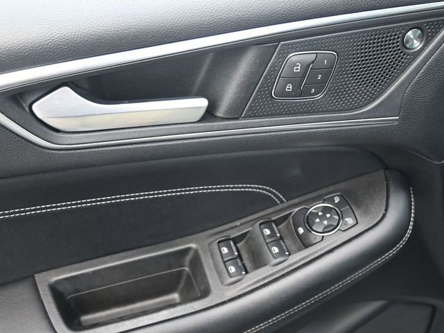 Certified 2022 Ford Edge Titanium AWD/4WD image 14
